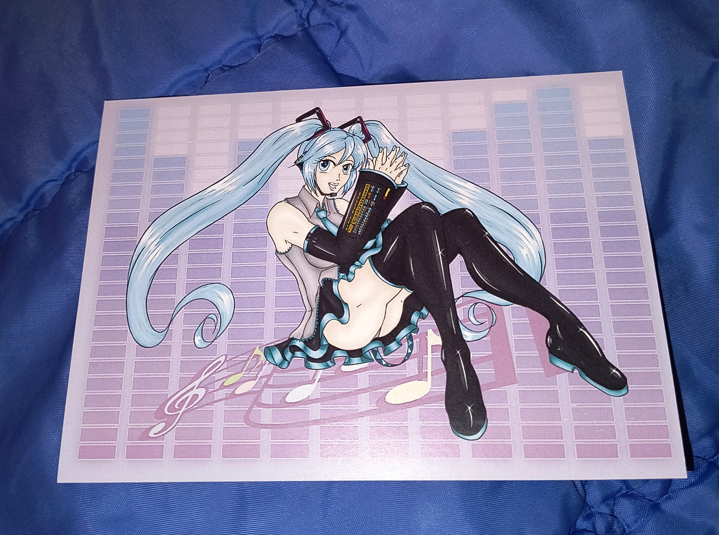 V: Miku 'Music Girl' A6 Postcard [Fanart by Zippy Yonyx]