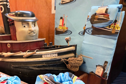 TUGS: The Exhibition Collaboration - Character Print Padded Phone Case (Commission Product)